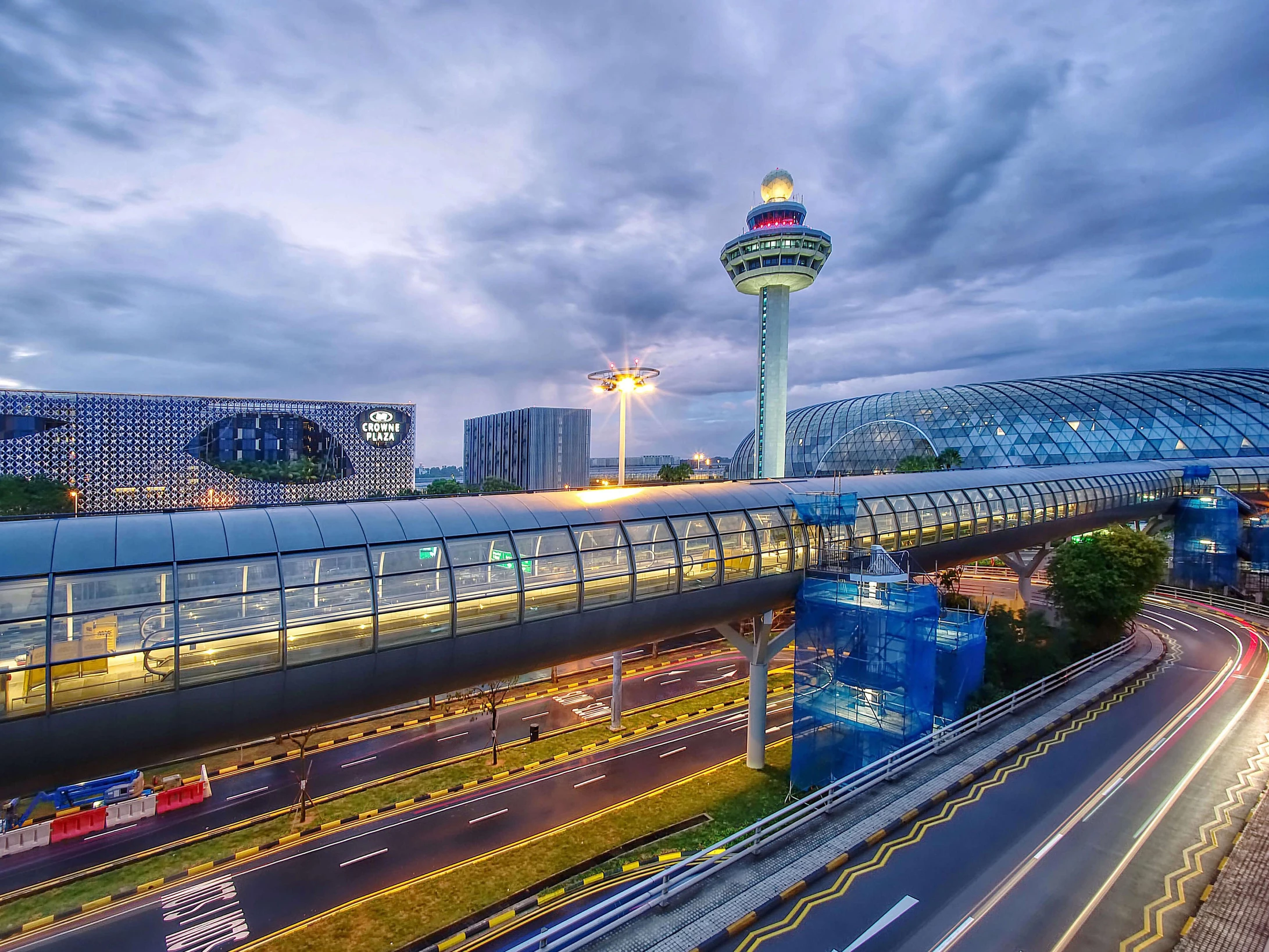 Revolutionizing AOC at Singapore Changi Airport Updated: Jun 25, 2021 Revolutionizing AOC at Singapore Changi Airport Updated: Jun 25, 2021